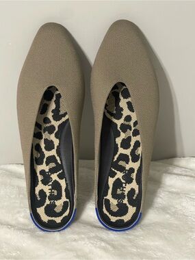 Rothy’s Round Toe Knit Slip-On Flats in Camel Tan Sz 11 Excellent Preppy Brown